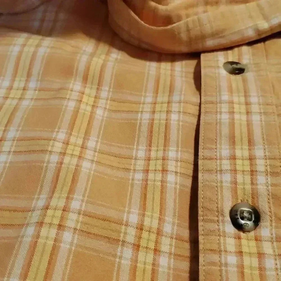 Timberland Men's Short Sleeve Button Up Shirt - Picture 6 of 7